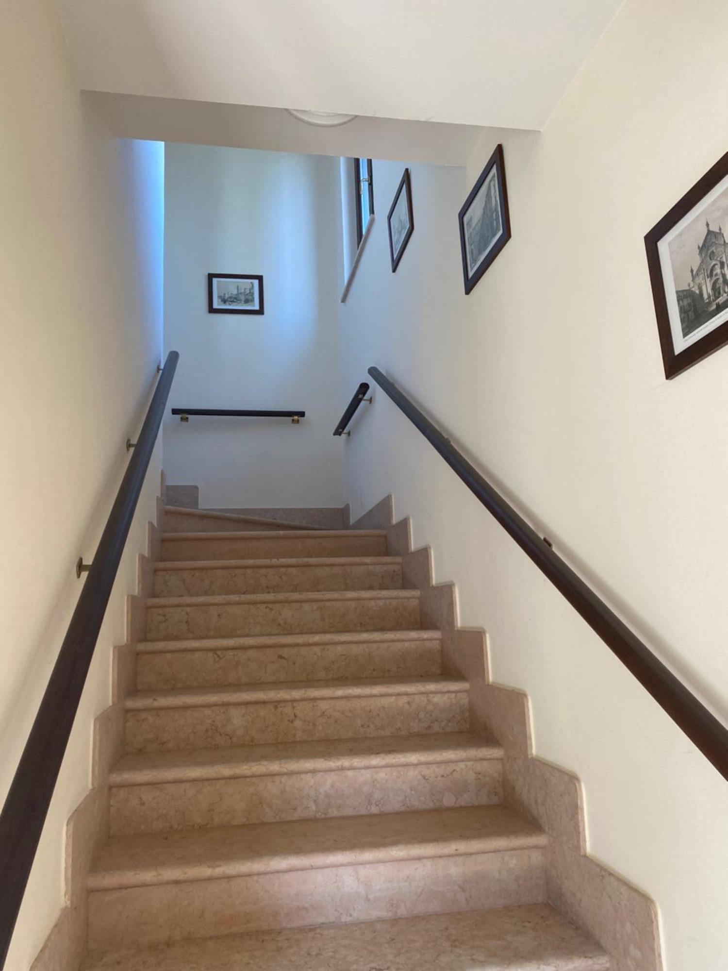 Apartamento Residenza Cipressi E Olivi Verona Exterior foto
